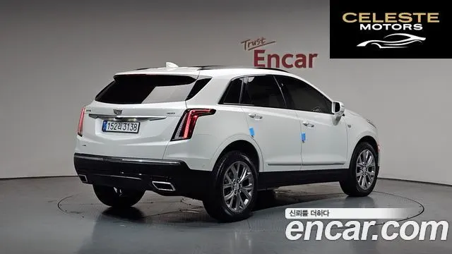 CADILLAC XT5 3.6 Sport AWD 2020 — photo 2 sur 35