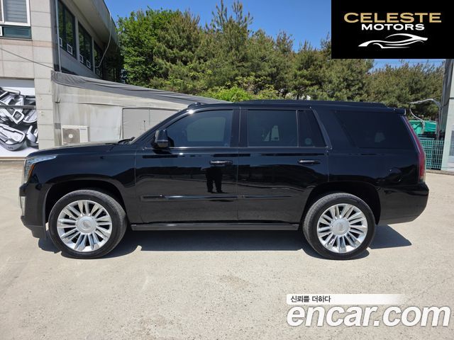 CADILLAC 6.2 2019 — photo 12 sur 23