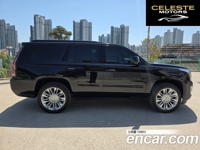 CADILLAC 6.2 2019 — photo 13 sur 23