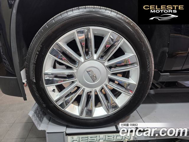CADILLAC 6.2 2019 — photo 14 sur 23