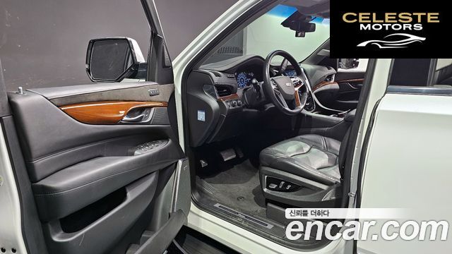 CADILLAC 6.2 2018 — photo 10 sur 20