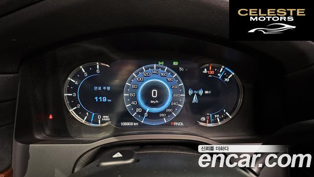 CADILLAC 6.2 2018 — photo 8 sur 20