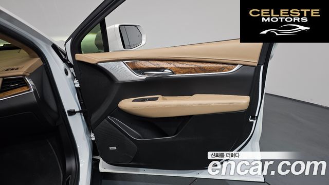 CADILLAC XT5 3.6 Sport AWD 2020 — photo 14 sur 35