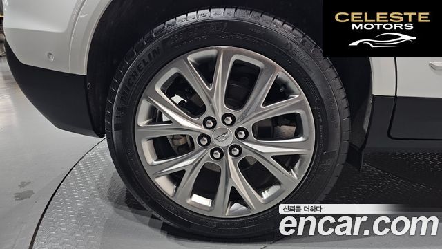 CADILLAC XT5 3.6 Sport AWD 2020 — photo 5 sur 35