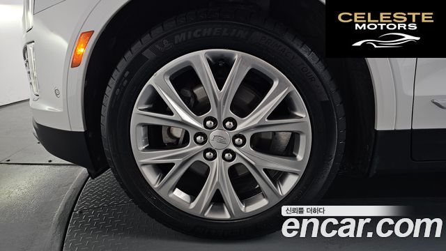 CADILLAC XT5 3.6 Sport AWD 2020 — photo 7 sur 35