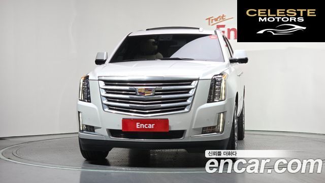 CADILLAC 6.2 2020 — photo 3 sur 36