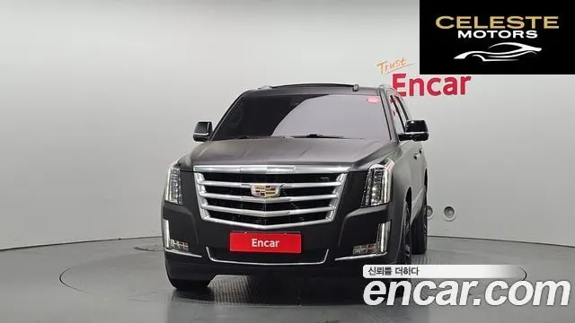 CADILLAC 6.2 2020 — photo 3 sur 32