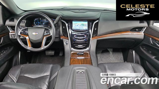 CADILLAC 6.2 2020 — photo 10 sur 32
