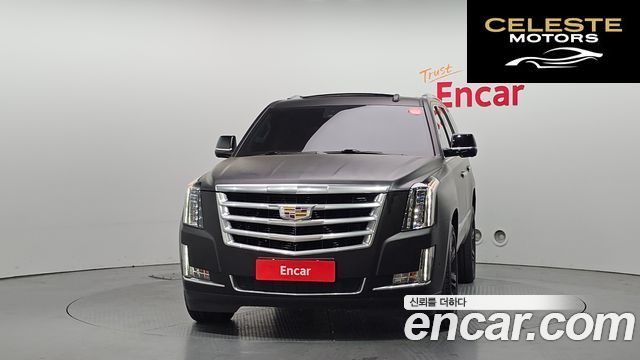 CADILLAC 6.2 2020 — photo 3 sur 32