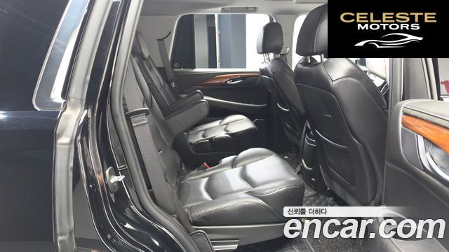 CADILLAC 6.2 2019 — photo 11 sur 20
