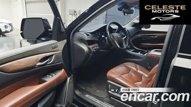 CADILLAC 6.2 2019 — photo 13 sur 32