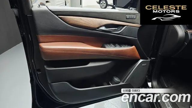 CADILLAC 6.2 2019 — photo 14 sur 32