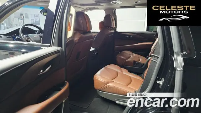 CADILLAC 6.2 2019 — photo 17 sur 32