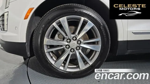 CADILLAC XT5 3.6 Premium Luxury AWD 2020 — photo 5 sur 20
