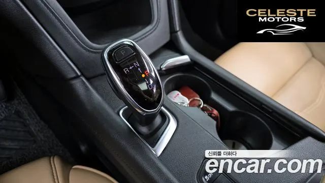 CADILLAC XT5 3.6 AWD 2018 — photo 12 sur 38