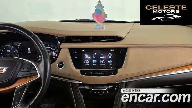 CADILLAC XT5 3.6 AWD 2018 — photo 18 sur 38