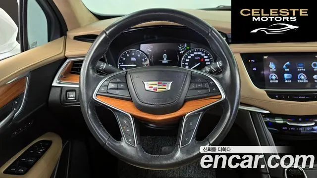 CADILLAC XT5 3.6 AWD 2018 — photo 19 sur 38