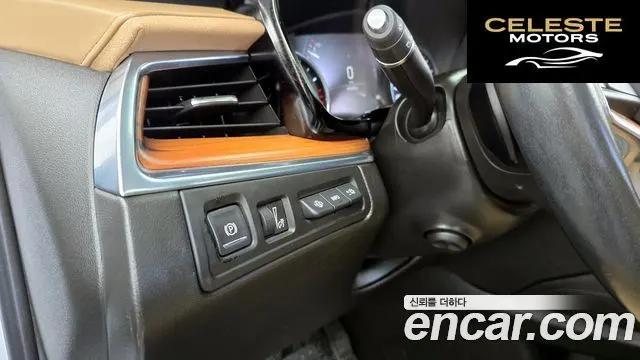 CADILLAC XT5 3.6 AWD 2018 — photo 23 sur 38