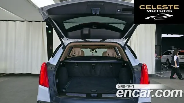 CADILLAC XT5 3.6 AWD 2018 — photo 26 sur 38