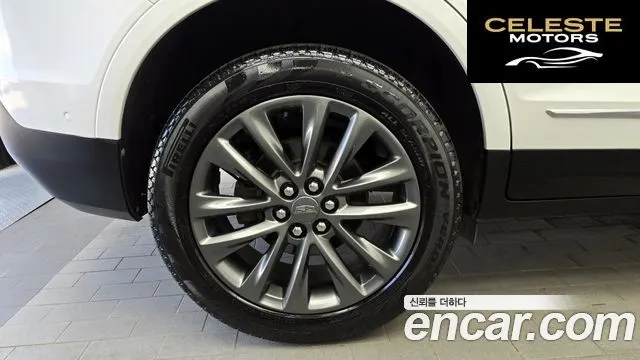 CADILLAC XT5 3.6 AWD 2018 — photo 5 sur 38