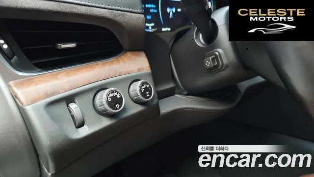 CADILLAC 6.2 2019 — photo 27 sur 32