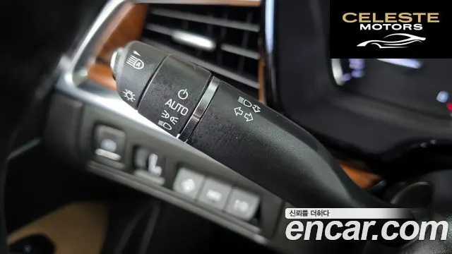 CADILLAC XT5 3.6 AWD 2018 — photo 29 sur 38