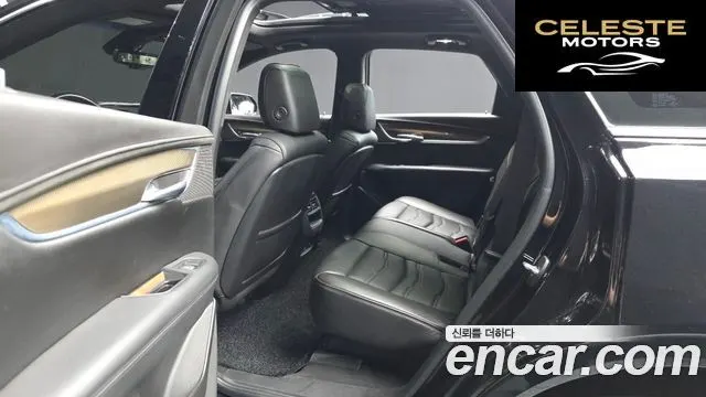 CADILLAC XT5 3.6 AWD 2019 — photo 15 sur 36