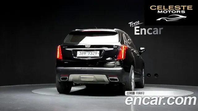 CADILLAC XT5 3.6 AWD 2019 — photo 3 sur 36