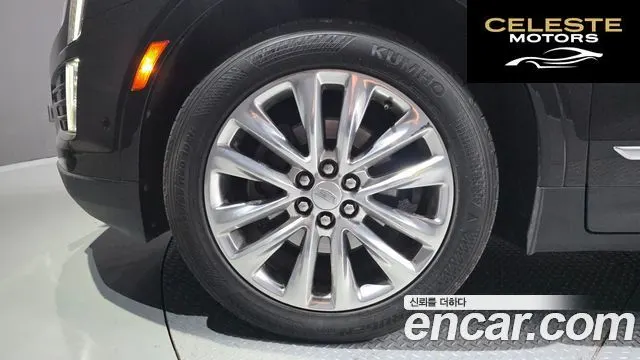 CADILLAC XT5 3.6 AWD 2019 — photo 4 sur 36