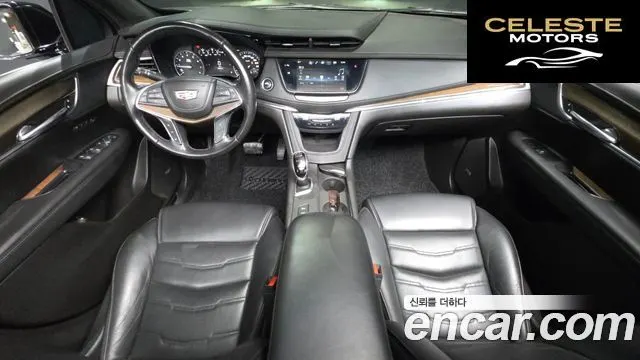 CADILLAC XT5 3.6 AWD 2019 — photo 9 sur 36