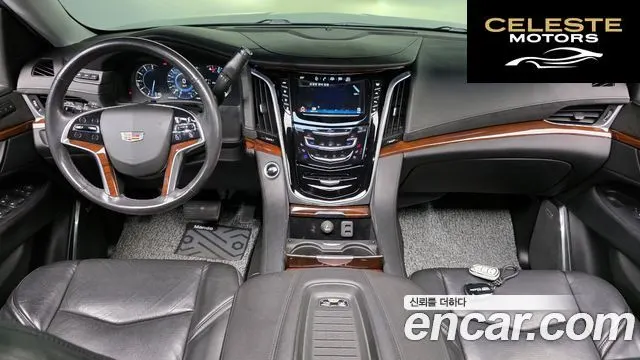 CADILLAC 6.2 2018 — photo 7 sur 20
