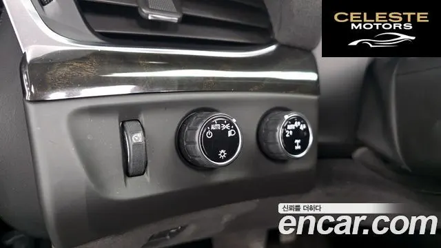 CADILLAC 6.2 2020 — photo 29 sur 35