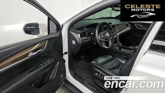 CADILLAC XT5 3.6 AWD 2017 — photo 10 sur 26