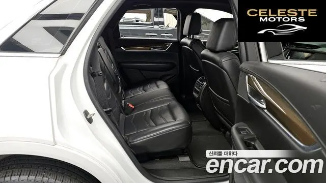 CADILLAC XT5 3.6 AWD 2017 — photo 12 sur 26