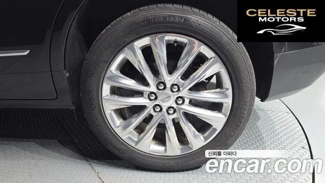 CADILLAC XT5 3.6 AWD 2019 — photo 6 sur 36