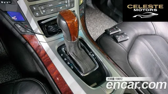 CADILLAC CTS 23.6 Premium 2011 — photo 9 sur 20
