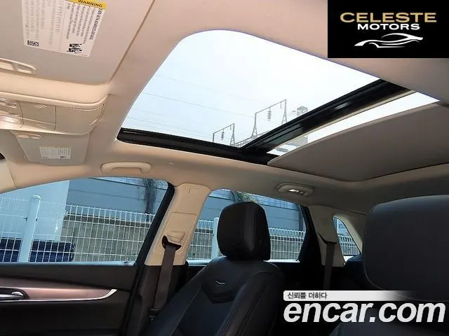 CADILLAC XT5 3.6 Premium AWD 2019 — photo 17 sur 26