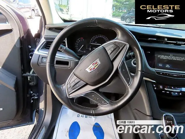 CADILLAC XT5 3.6 Premium AWD 2019 — photo 8 sur 26