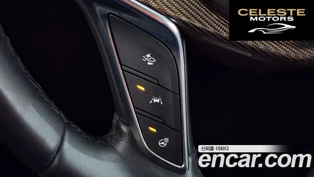CADILLAC XT5 3.6 AWD 2018 — photo 18 sur 32