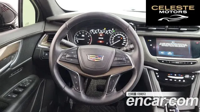 CADILLAC XT5 3.6 AWD 2018 — photo 20 sur 32