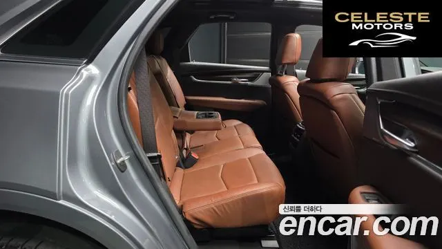 CADILLAC XT5 3.6 Premium Luxury AWD 2020 — photo 18 sur 38