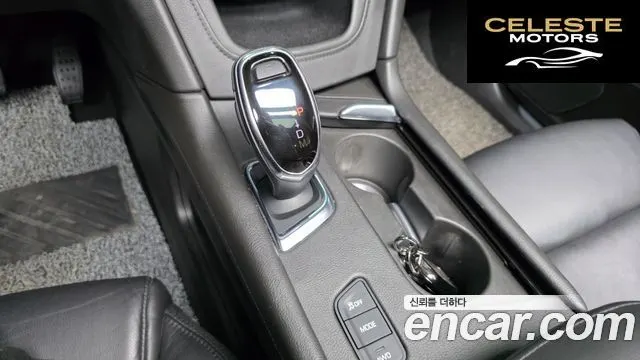 CADILLAC XT5 3.6 Premium Plus AWD 2018 — photo 12 sur 37