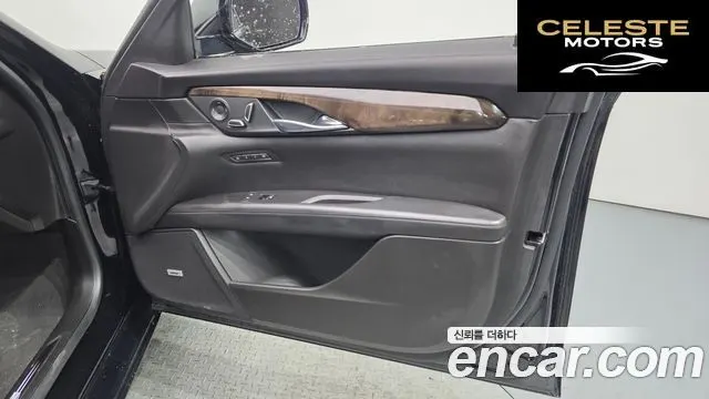 CADILLAC CT6 3.6 Premium AWD 2016 — photo 14 sur 33