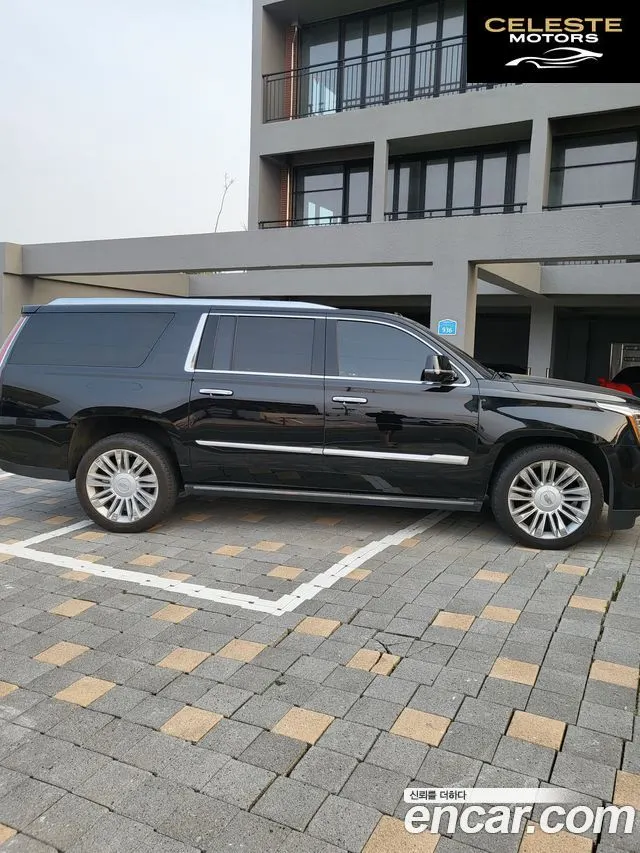 CADILLAC 6.2 ESV 2018 — photo 5 sur 10