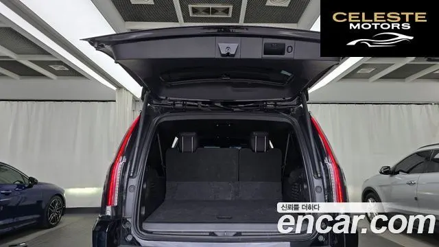 CADILLAC 6.2 ESV 2017 — photo 26 sur 31