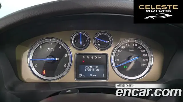 CADILLAC 6.2 2011 — photo 8 sur 26