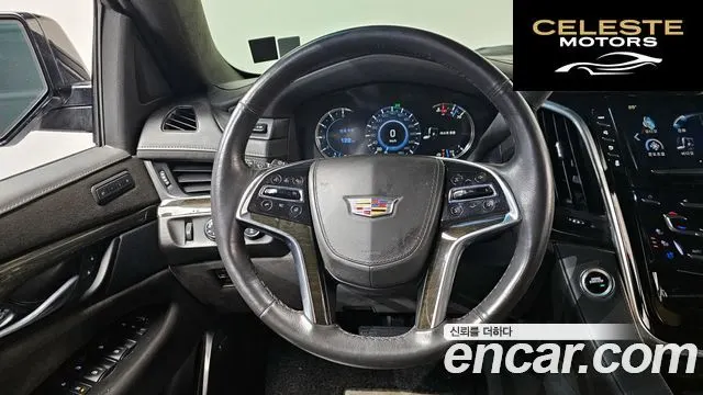 CADILLAC 6.2 2019 — photo 18 sur 33