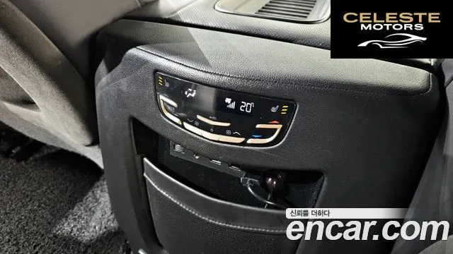 CADILLAC 6.2 2019 — photo 24 sur 33