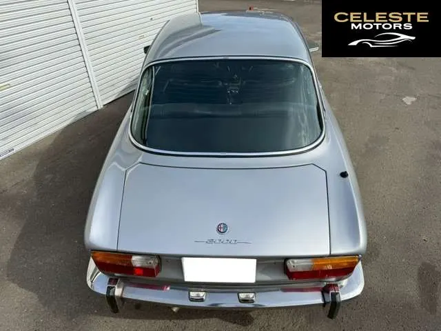 ALFA ROMEO 2000 2025 — photo 4 sur 8