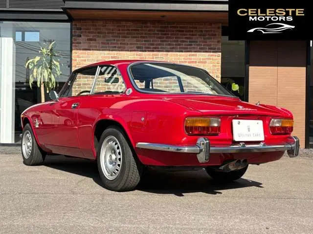 ALFA ROMEO 2000 1973 — photo 2 sur 8